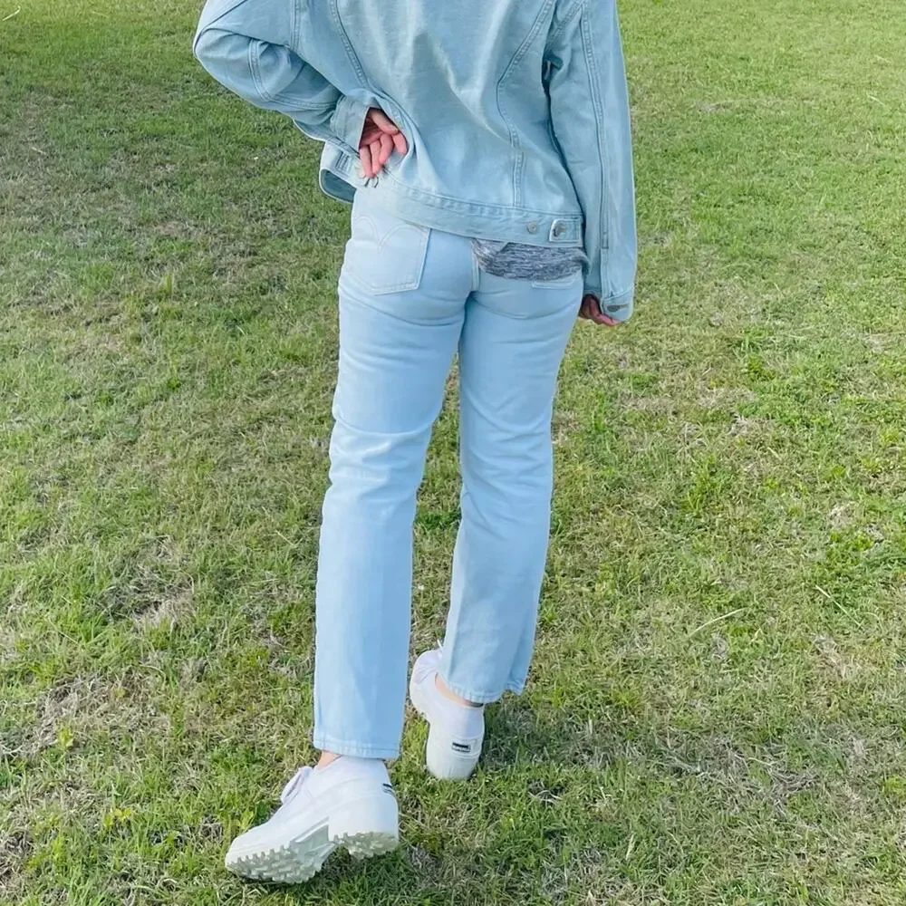 NWT Levi’s Premium Denim Wedgie Straight in Cloud 9 Wash High Waist